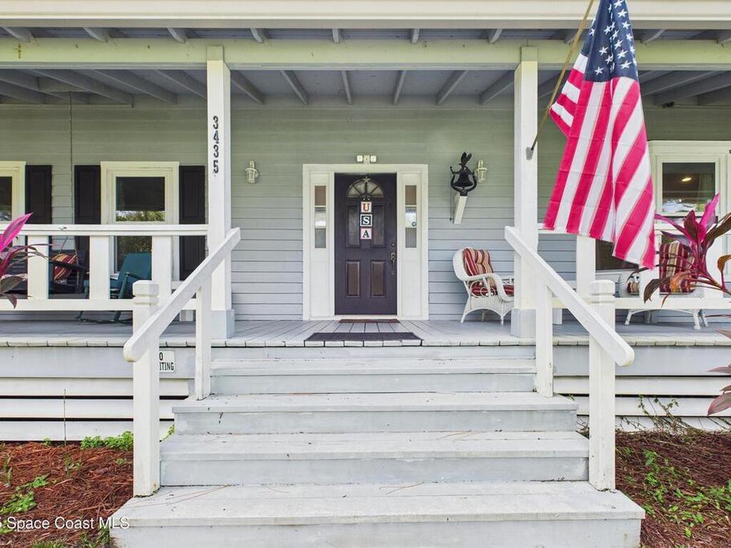 3435 Huggins Drive, Malabar, FL 32950