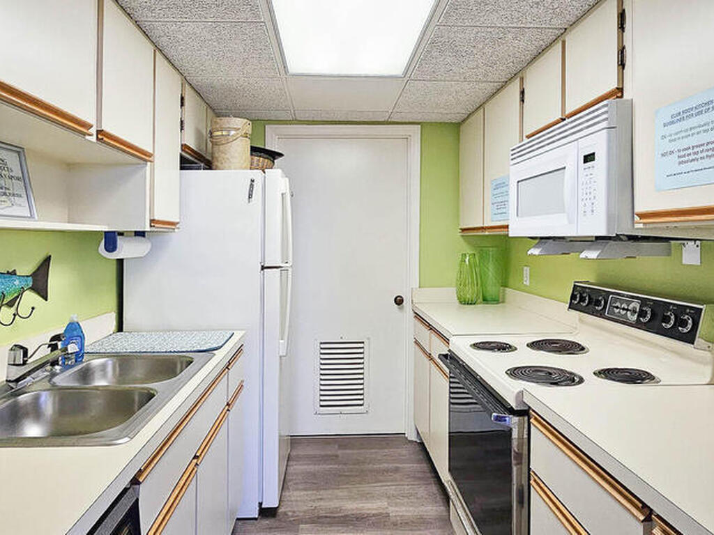 2835 N Highway A1a, Indialantic, FL 32903