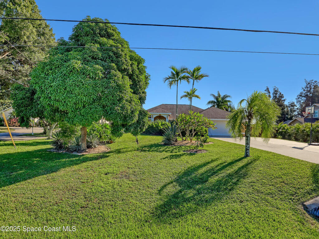 2710 S Courtenay Parkway, Merritt Island, FL 32952