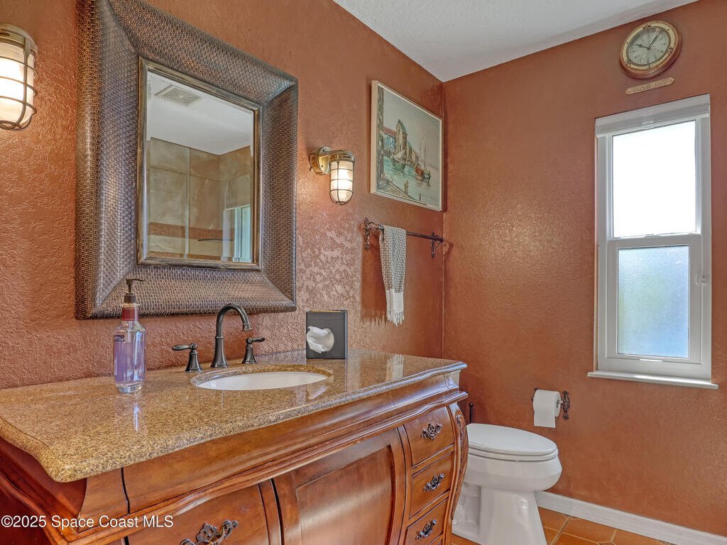 2710 S Courtenay Parkway, Merritt Island, FL 32952