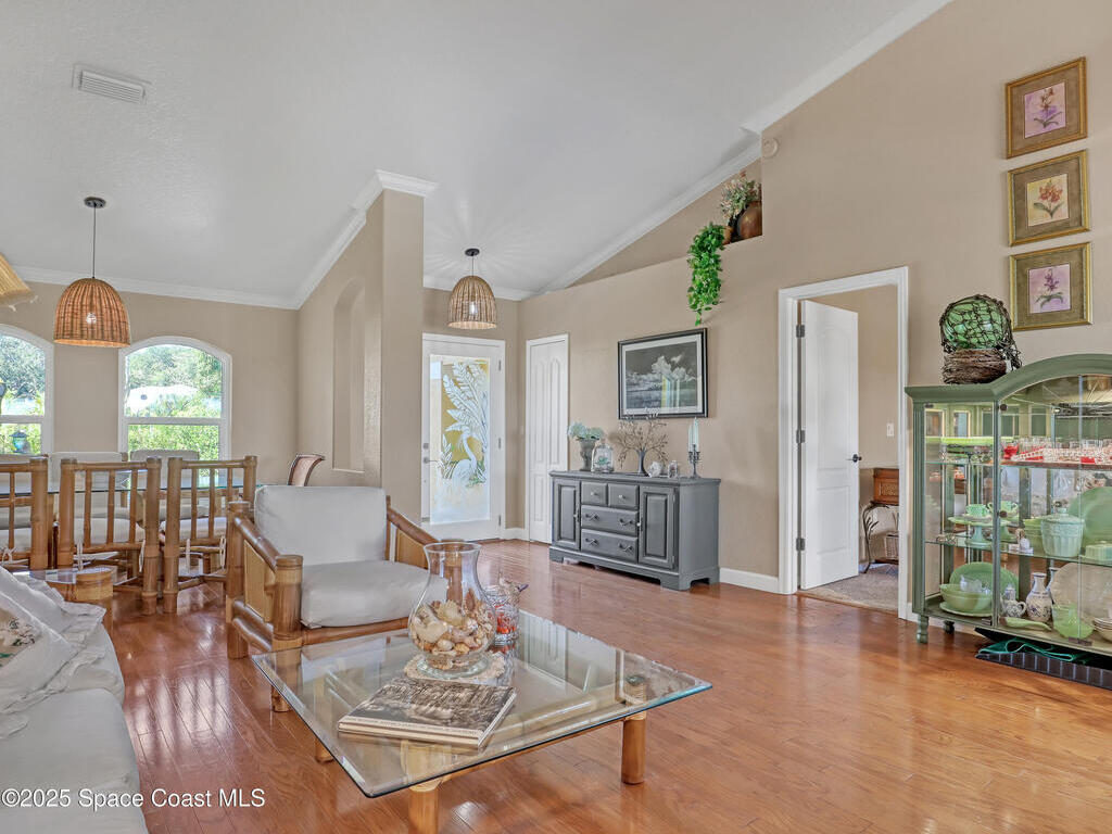 2710 S Courtenay Parkway, Merritt Island, FL 32952