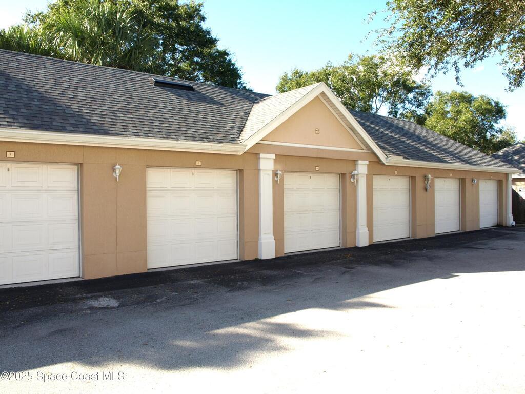 105 Turpial Way, Melbourne, FL 32901