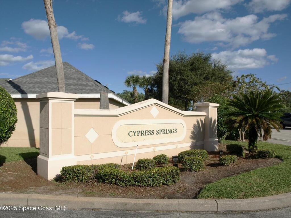 105 Turpial Way, Melbourne, FL 32901