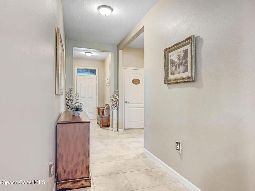 744 Remington Green Se Drive, Palm Bay, FL 32909