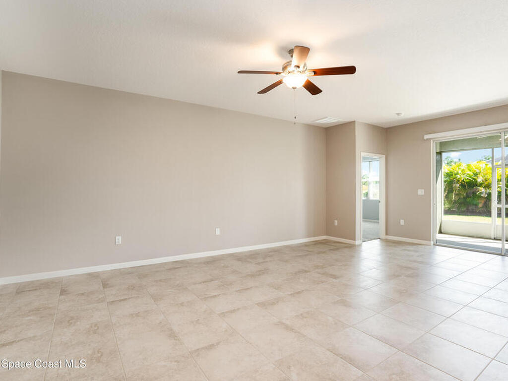 744 Remington Green Se Drive, Palm Bay, FL 32909