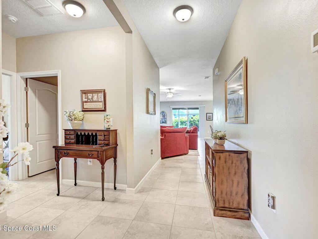 744 Remington Green Se Drive, Palm Bay, FL 32909