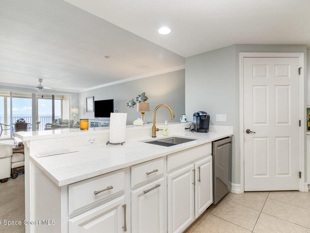 5 Indian River Avenue, Titusville, FL 32796