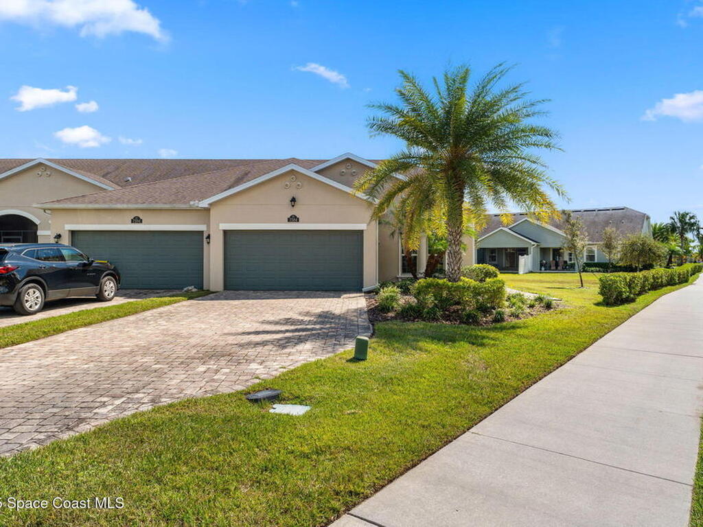 7584 Loren Cove Drive, Melbourne, FL 32940