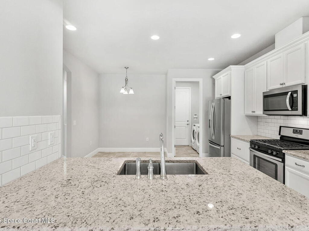 7584 Loren Cove Drive, Melbourne, FL 32940