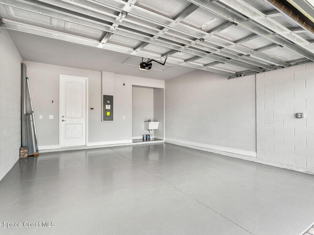 7584 Loren Cove Drive, Melbourne, FL 32940