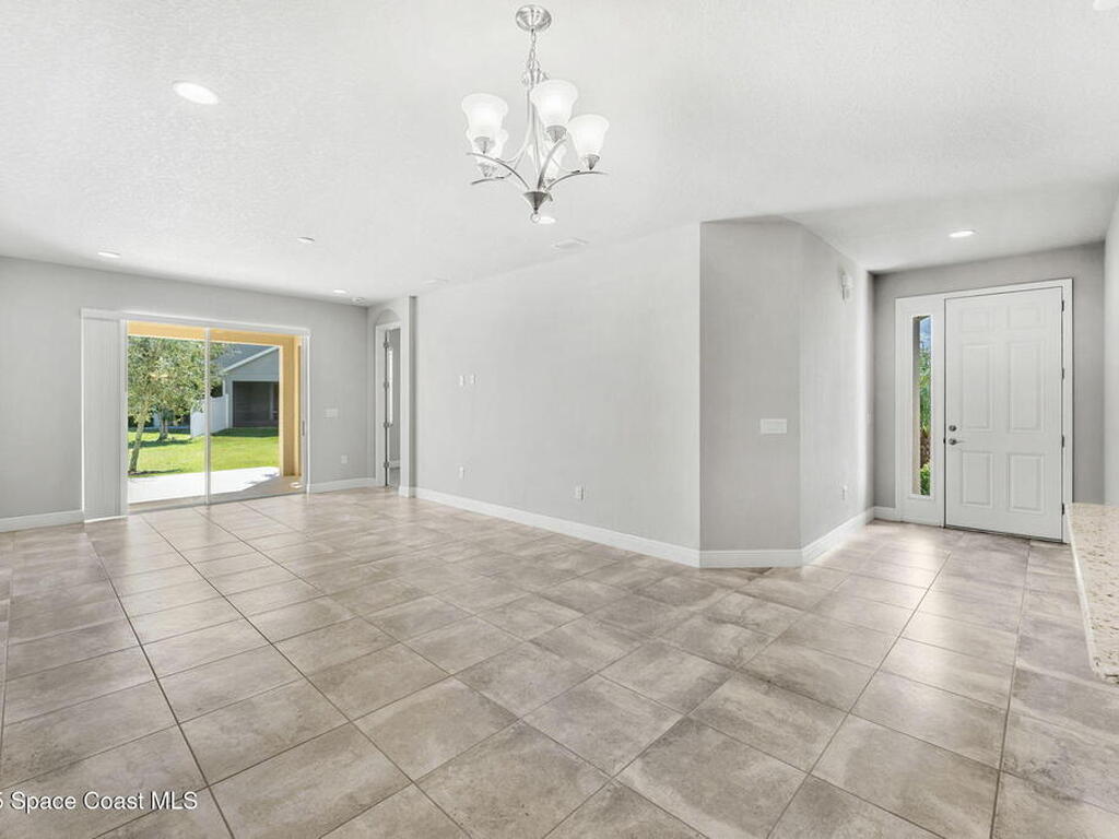 7584 Loren Cove Drive, Melbourne, FL 32940