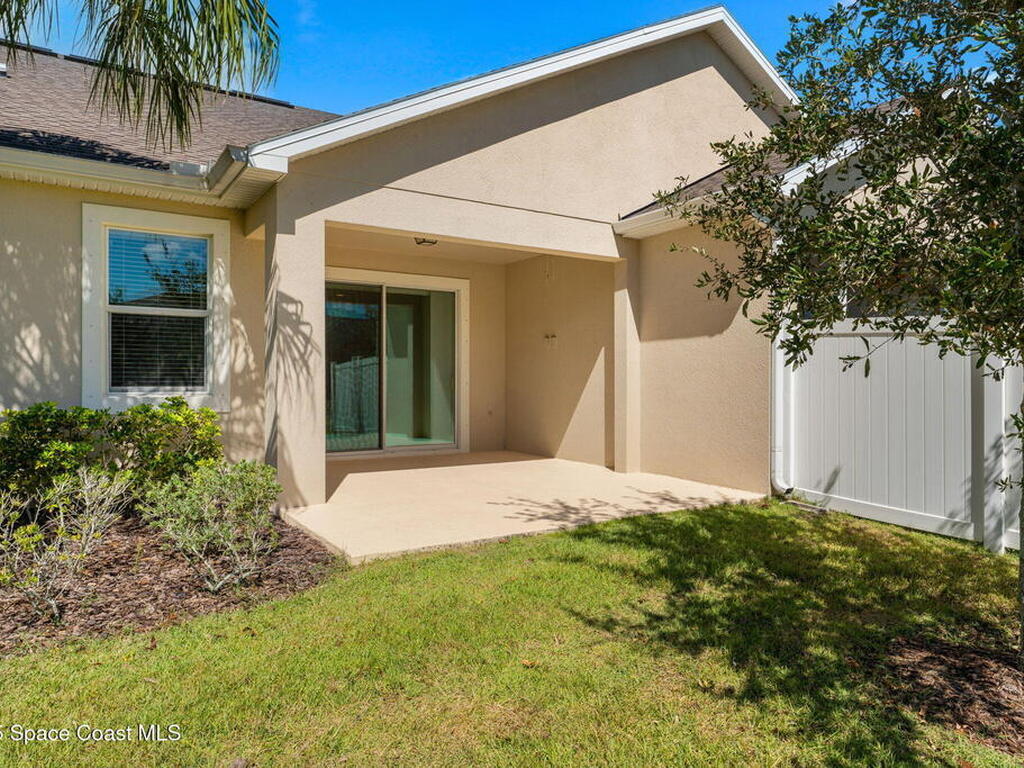 7584 Loren Cove Drive, Melbourne, FL 32940