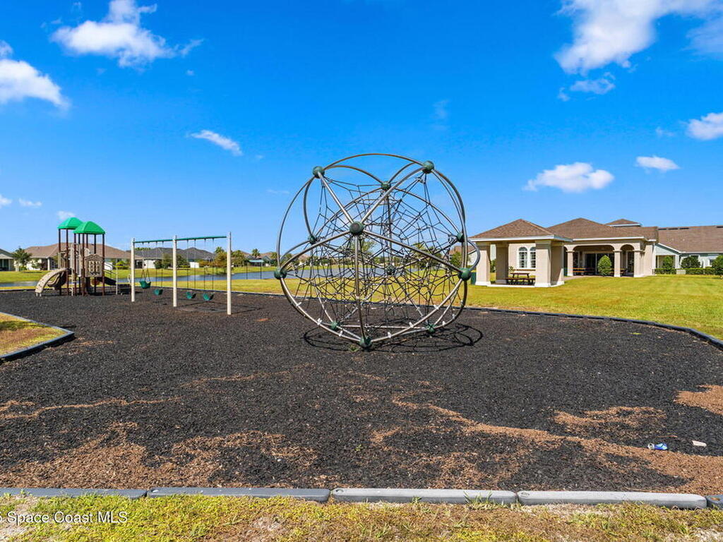 7584 Loren Cove Drive, Melbourne, FL 32940