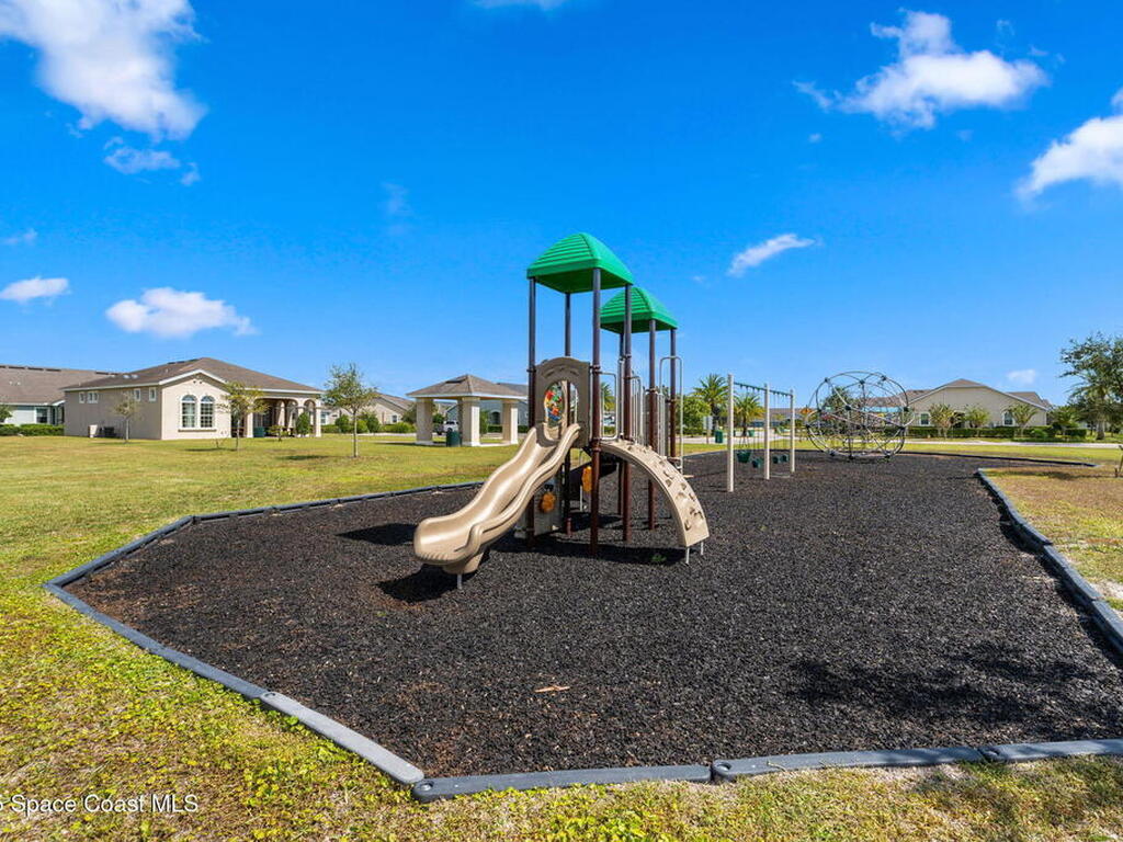 7584 Loren Cove Drive, Melbourne, FL 32940