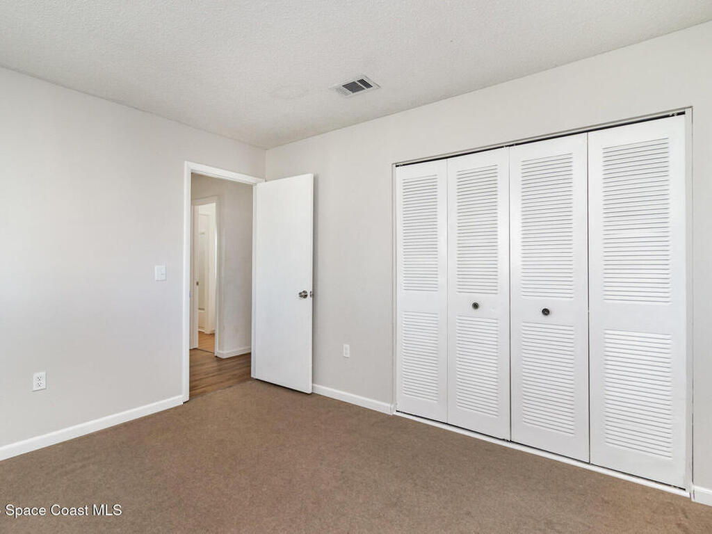 1020 Abada Court, Palm Bay, FL 32905