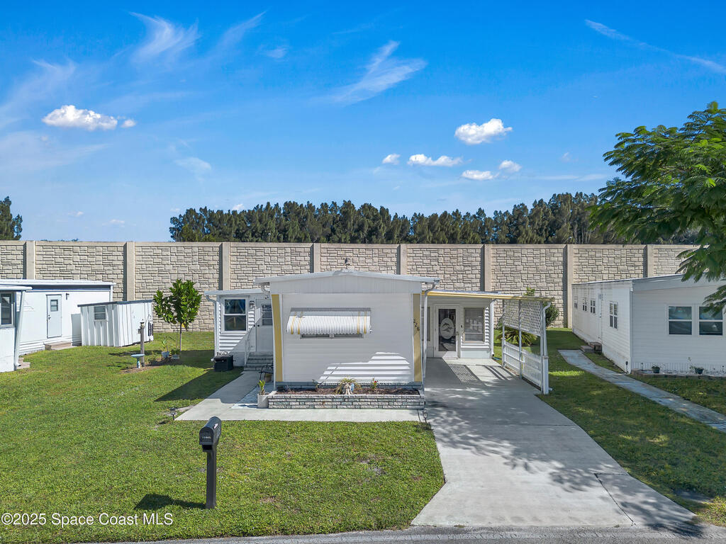 228 Holiday Park Boulevard, Palm Bay, FL 32907