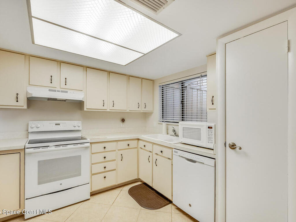 1248 Admiralty Boulevard, Rockledge, FL 32955