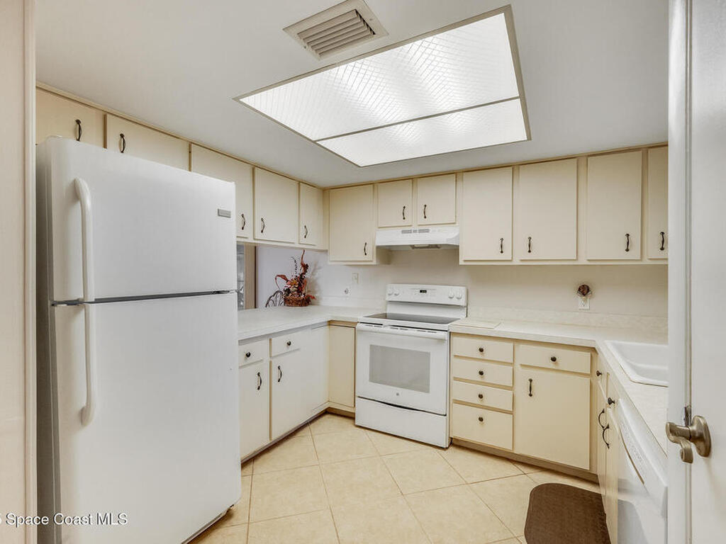 1248 Admiralty Boulevard, Rockledge, FL 32955