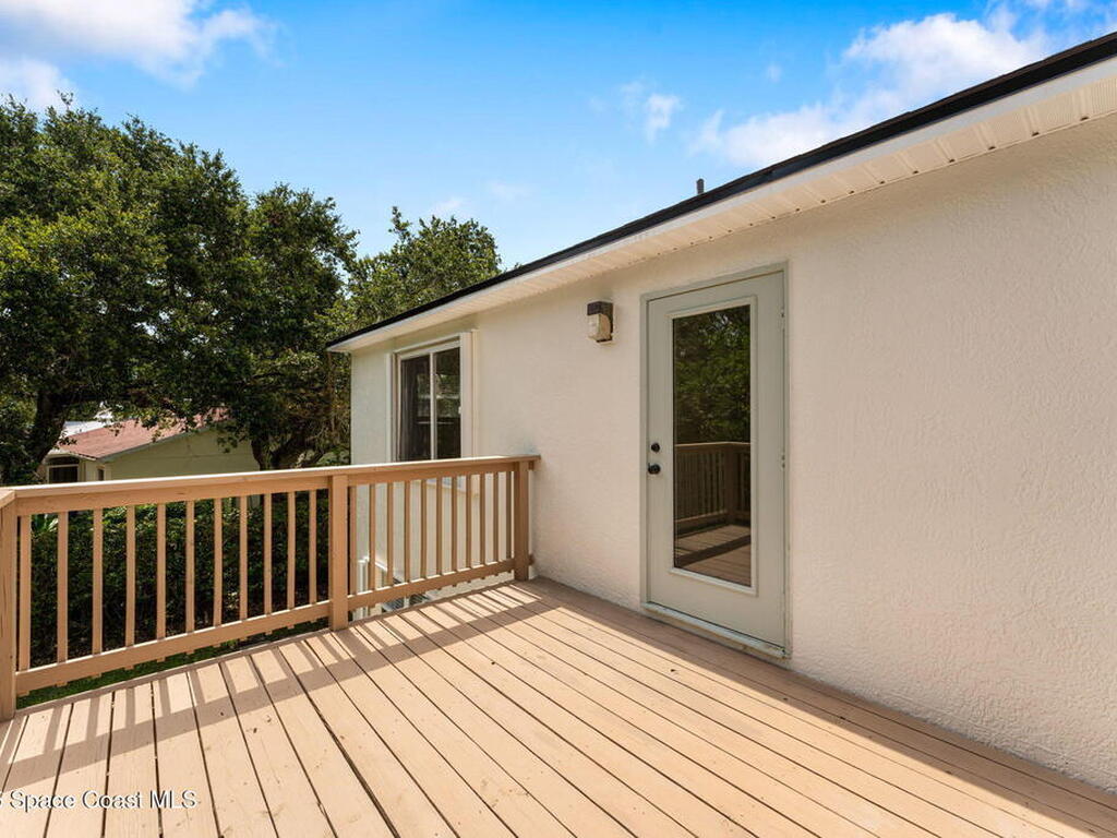 332 Nikomas Way, Melbourne Beach, FL 32951