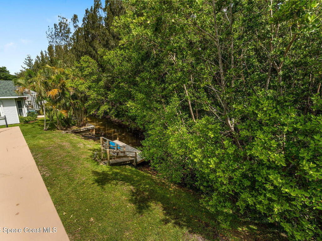 332 Nikomas Way, Melbourne Beach, FL 32951