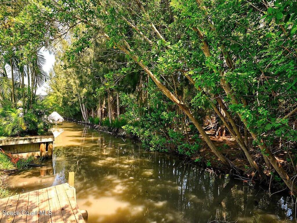 332 Nikomas Way, Melbourne Beach, FL 32951