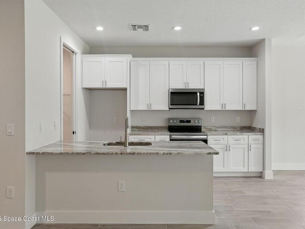 475 Flagler Road, Palm Bay, FL 32909