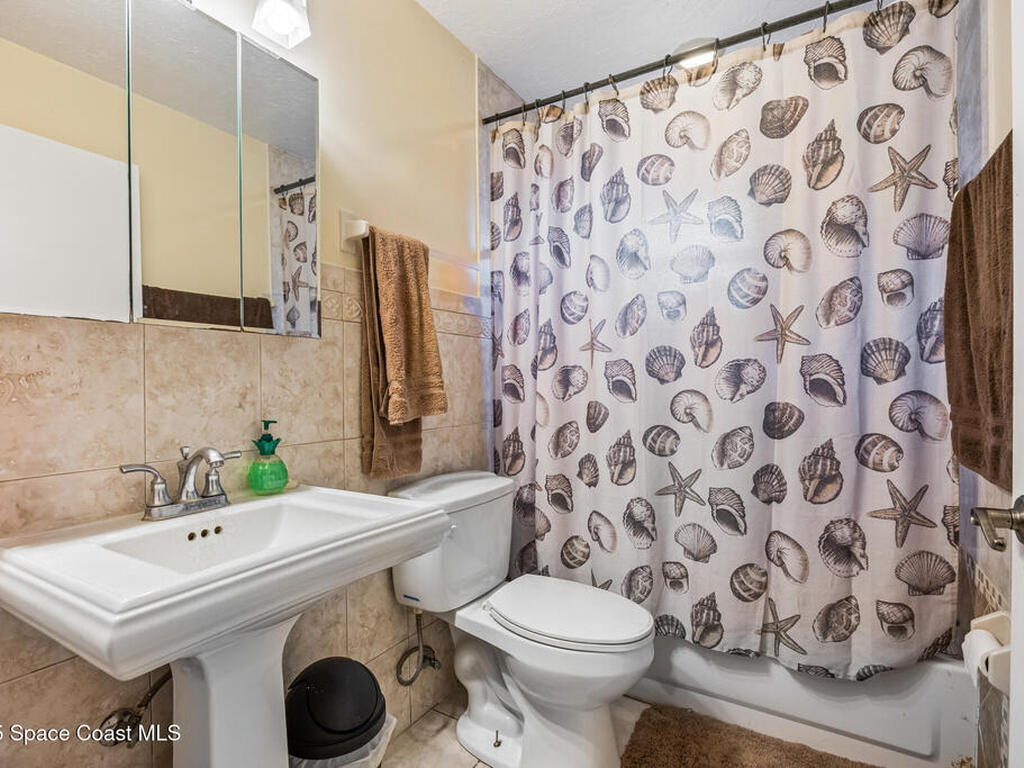 2101 Gunpowder Drive, Palm Bay, FL 32905