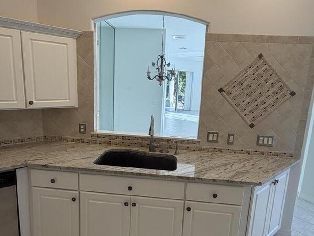 466 Carmel Drive, Melbourne, FL 32940