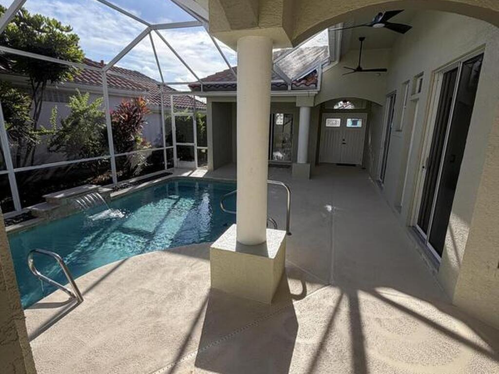 466 Carmel Drive, Melbourne, FL 32940