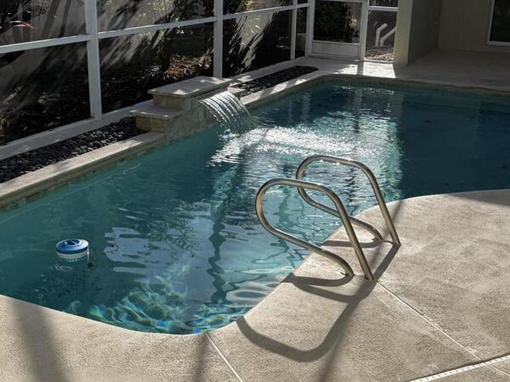 466 Carmel Drive, Melbourne, FL 32940