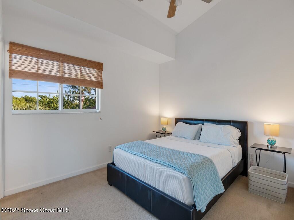 520 7th Square, Vero Beach, FL 32962