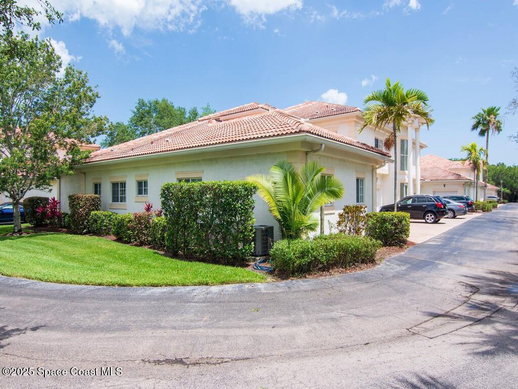 520 7th Square, Vero Beach, FL 32962