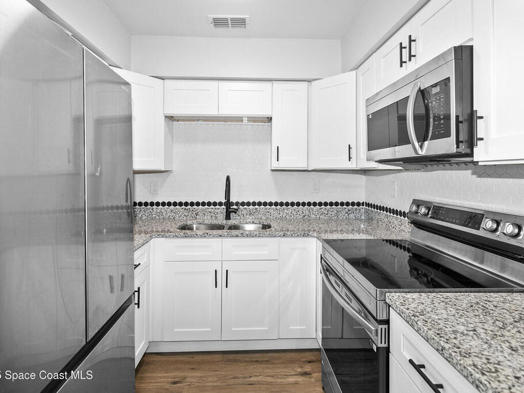 905 N Carpenter Road, Titusville, FL 32796