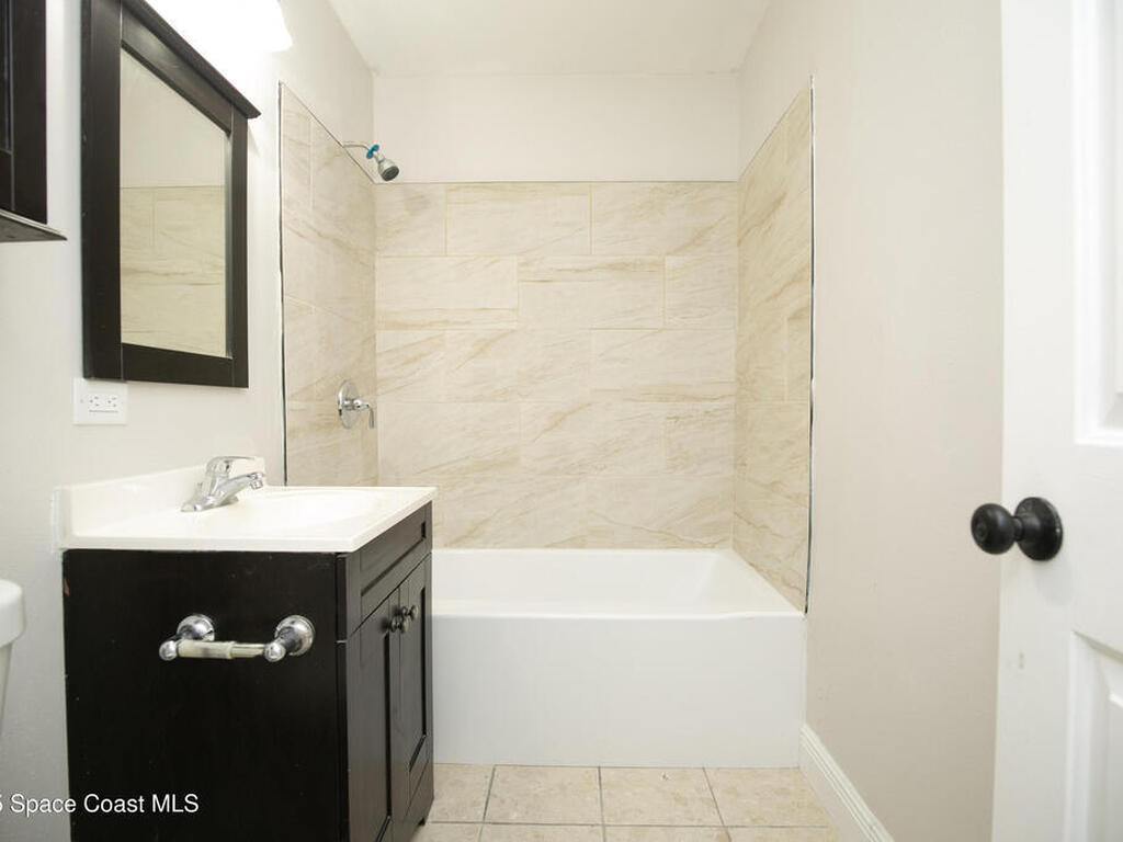 905 N Carpenter Road, Titusville, FL 32796