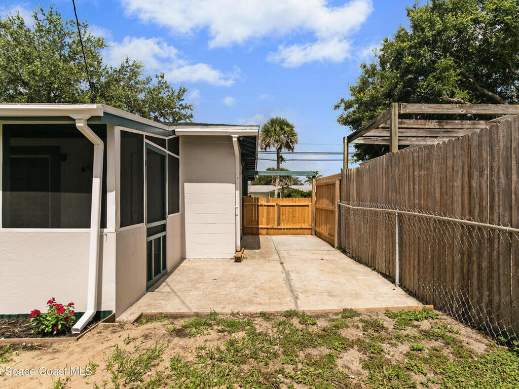 905 N Carpenter Road, Titusville, FL 32796