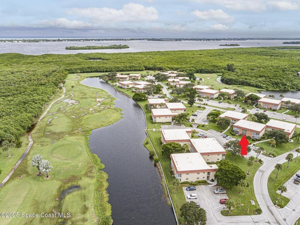 75 Royal Oak Court, Vero Beach, FL 32962