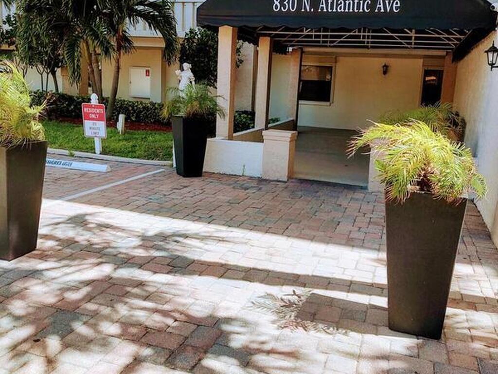 830 N Atlantic Avenue, Cocoa Beach, FL 32931