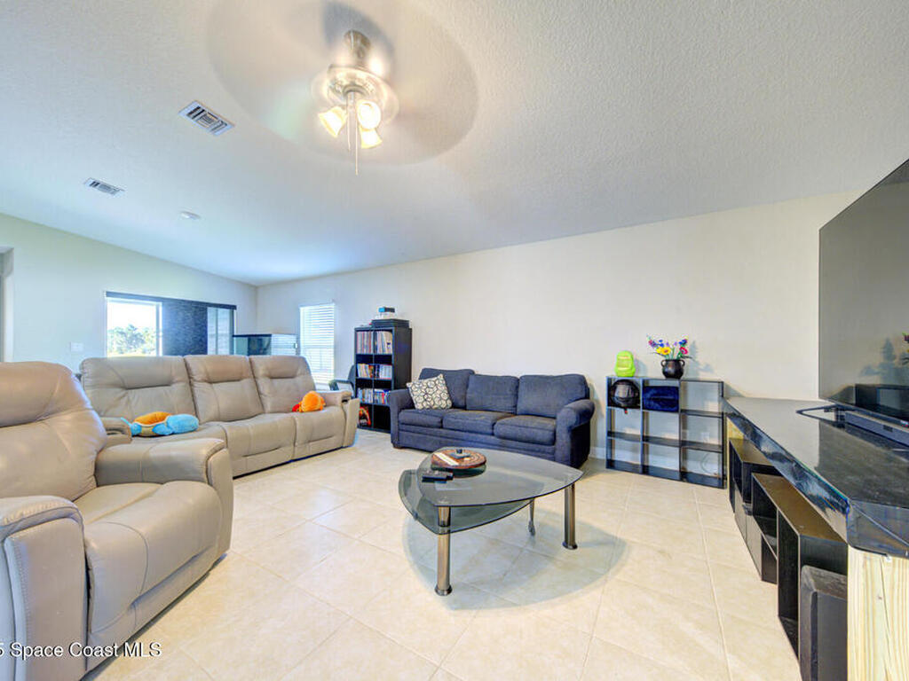 318 Silver Frost Street, Palm Bay, FL 32909