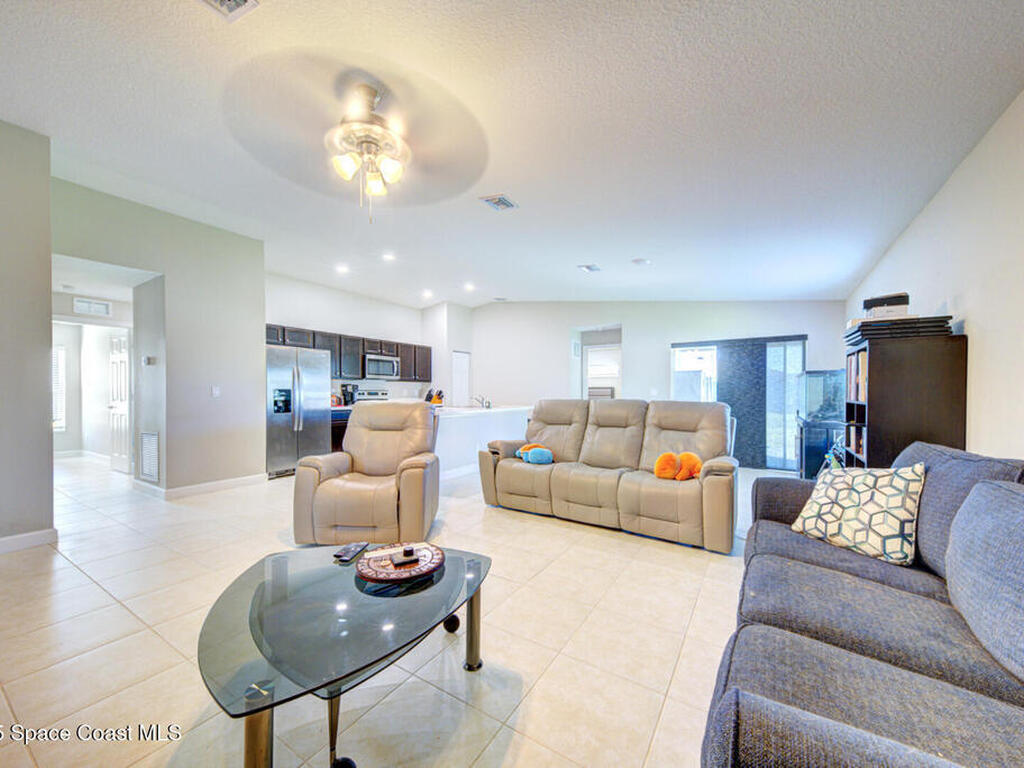 318 Silver Frost Street, Palm Bay, FL 32909