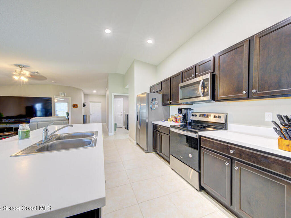 318 Silver Frost Street, Palm Bay, FL 32909