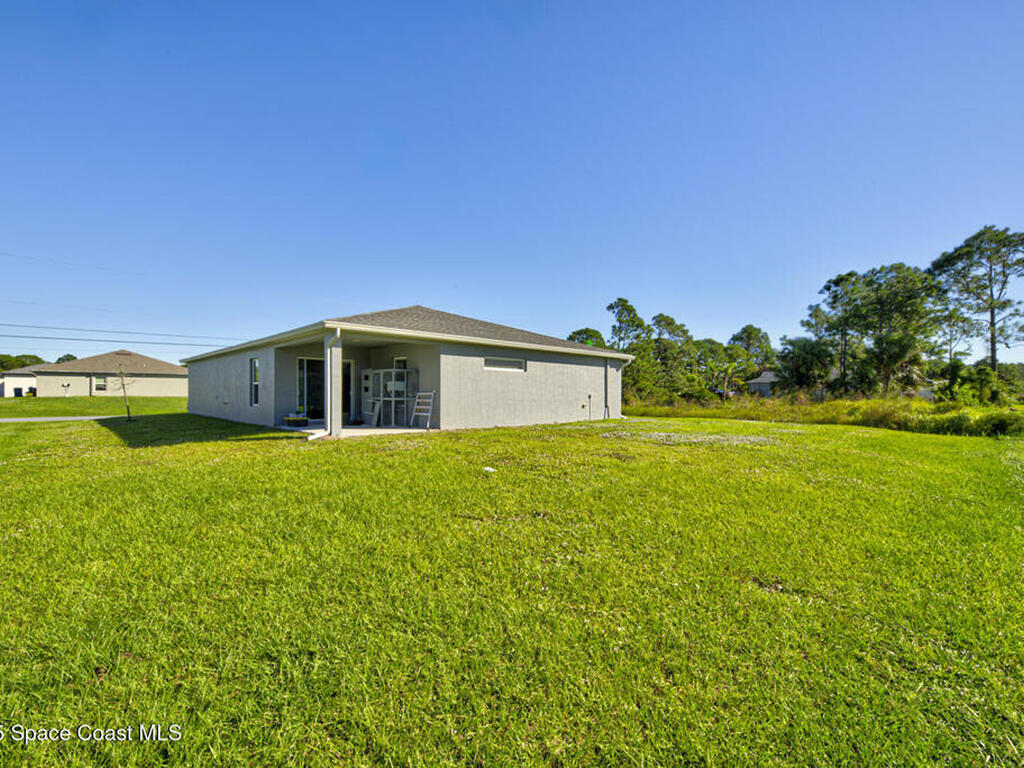 318 Silver Frost Street, Palm Bay, FL 32909