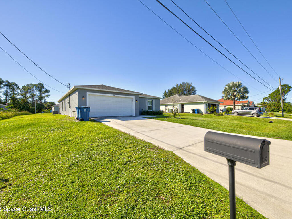 318 Silver Frost Street, Palm Bay, FL 32909