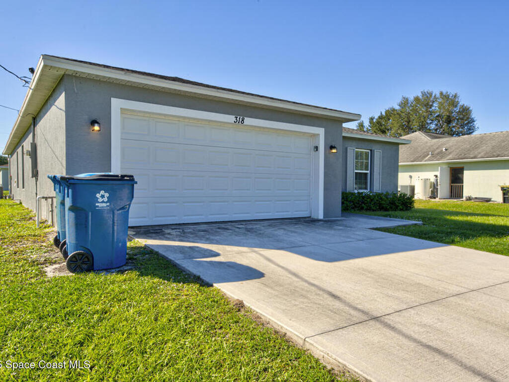 318 Silver Frost Street, Palm Bay, FL 32909