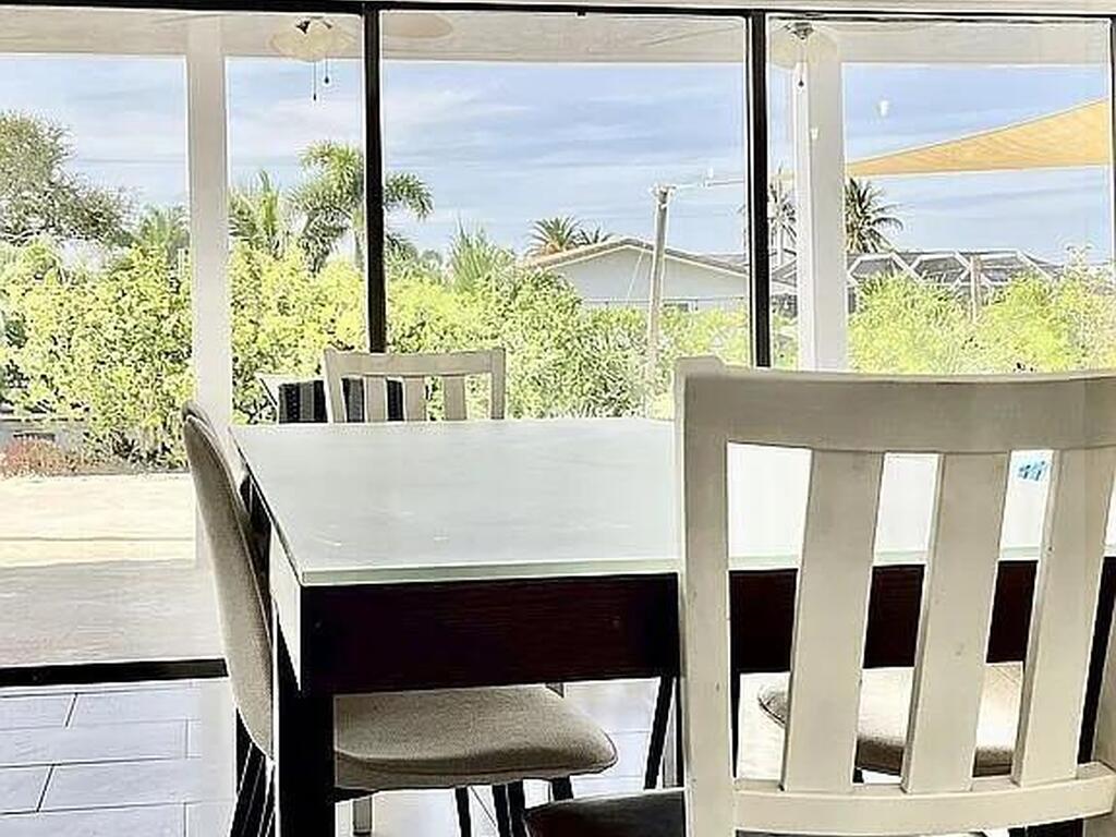 725 Puesta Del Sol Plaza, Indialantic, FL 32903