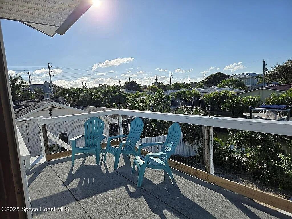 725 Puesta Del Sol Plaza, Indialantic, FL 32903