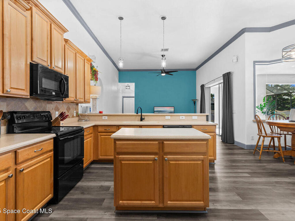 834 Woodbine Drive, Merritt Island, FL 32952