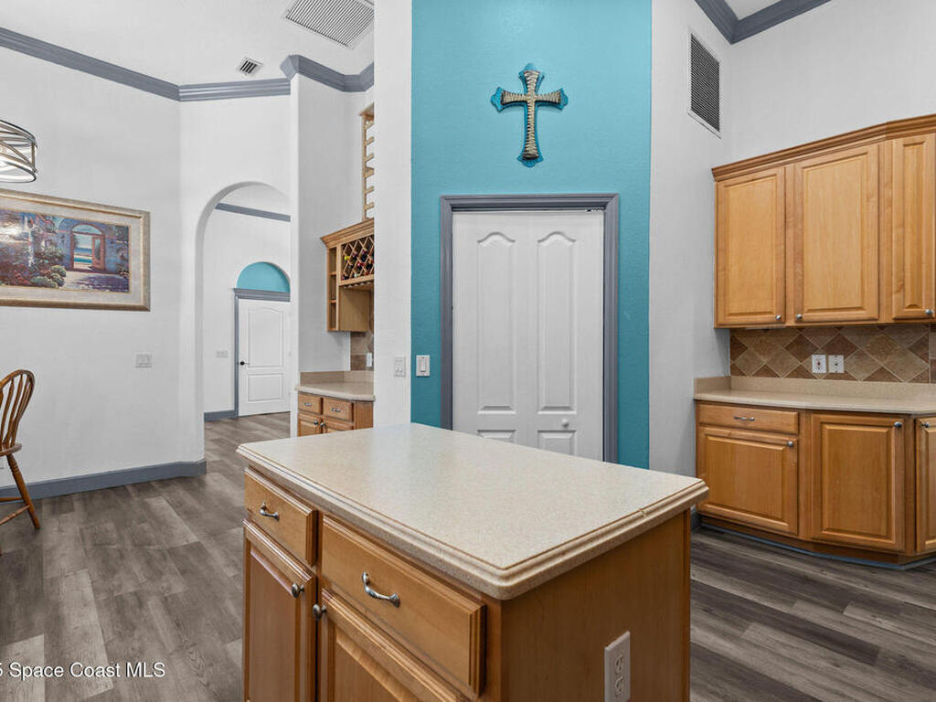 834 Woodbine Drive, Merritt Island, FL 32952