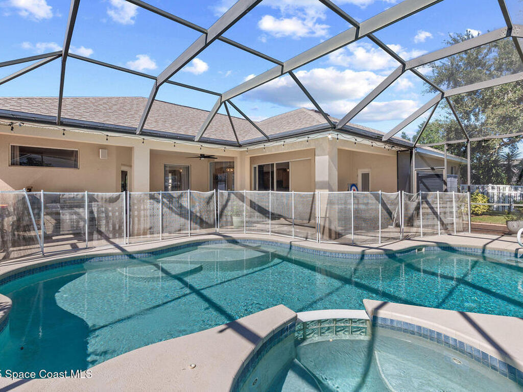 834 Woodbine Drive, Merritt Island, FL 32952