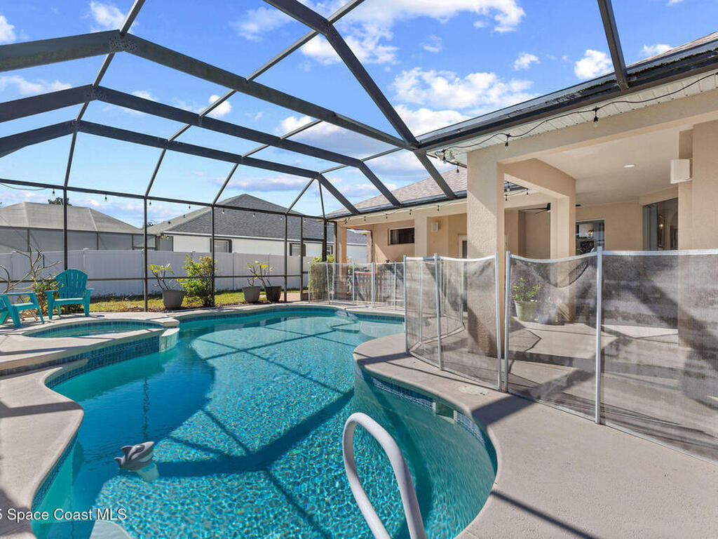 834 Woodbine Drive, Merritt Island, FL 32952