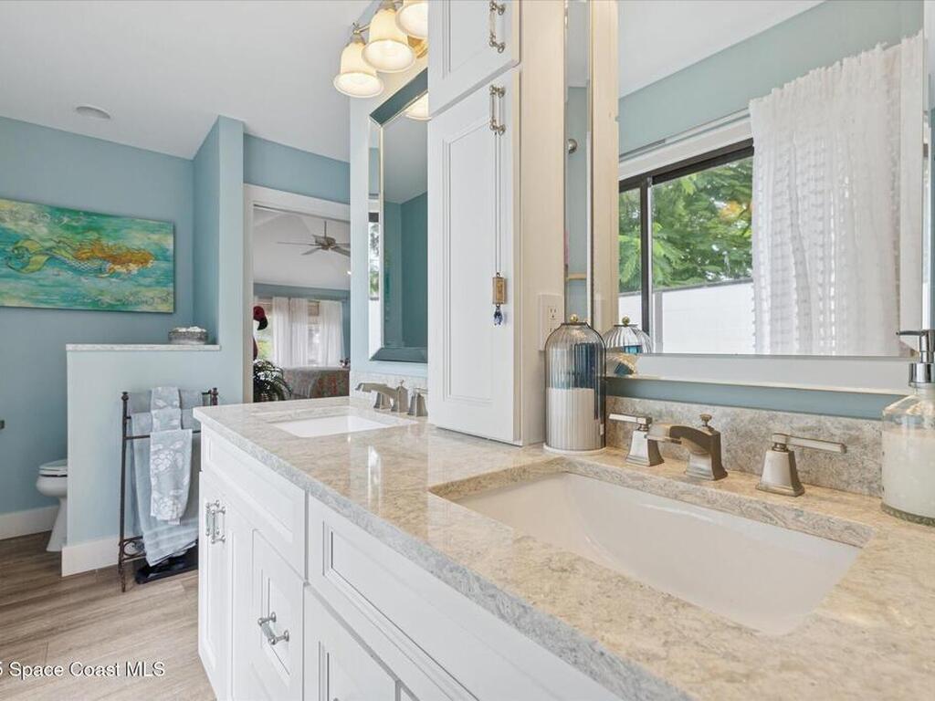 905 Starboard Dr Drive, Vero Beach, FL 32963